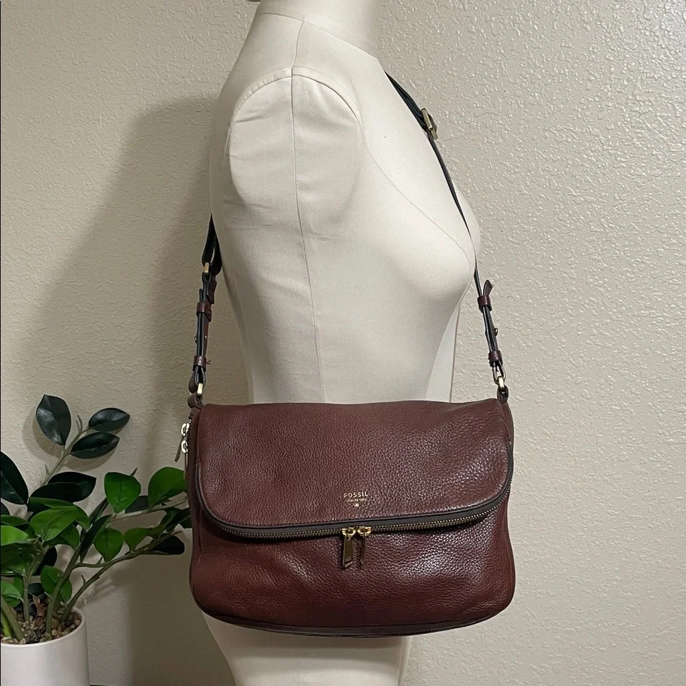 Fossil Preston Brown Pebbled Leather Messenger Bag